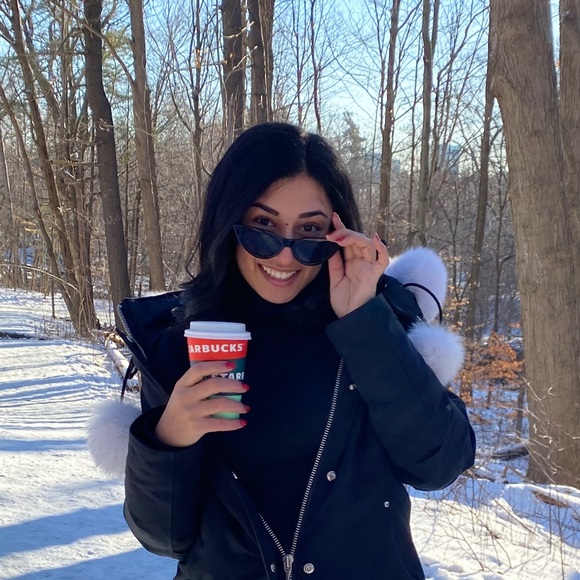 Meet your Posher, Tina - Picture 1 of 1